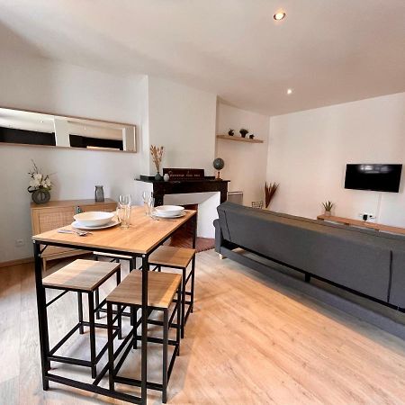 Spacieux Appartement Lumineux Coeur De Ville Pamiers Eksteriør bilde